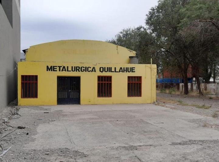 Bodega-Galpón · 450m² · 5 Cocheras