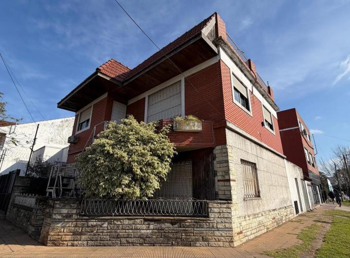 PH · 115m² · 6 Ambientes · 3 Cocheras