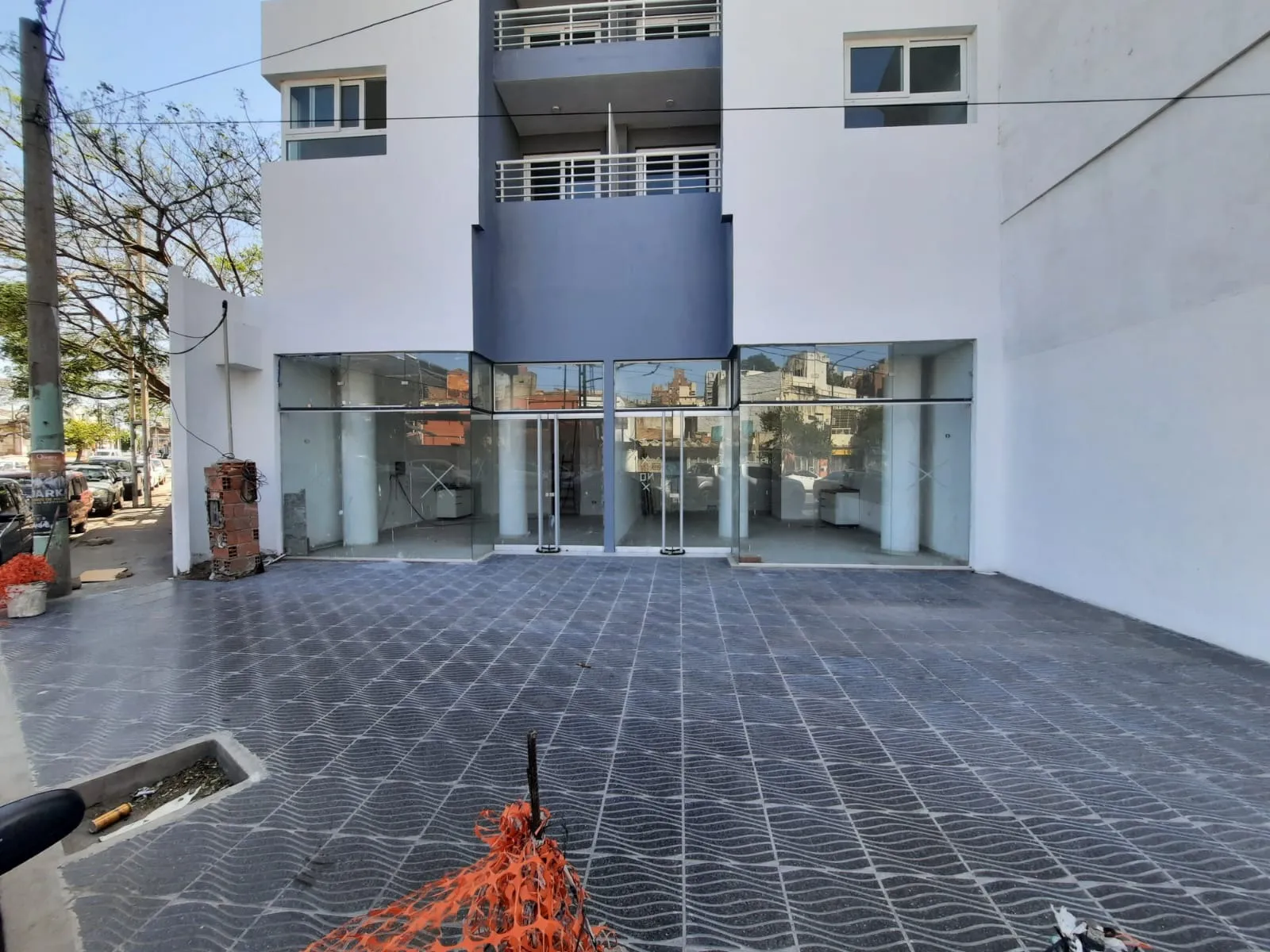 *VENDO 2x1 LOCALES EN* APT.GASTRONOMÍA NVA CBA/GUEMES REC. AUTO O SUV.*