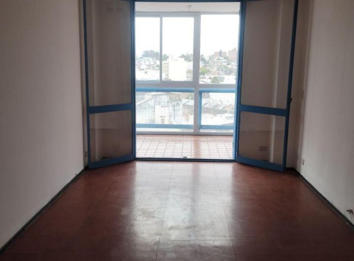 Departamento · 80m² · 5 Ambientes