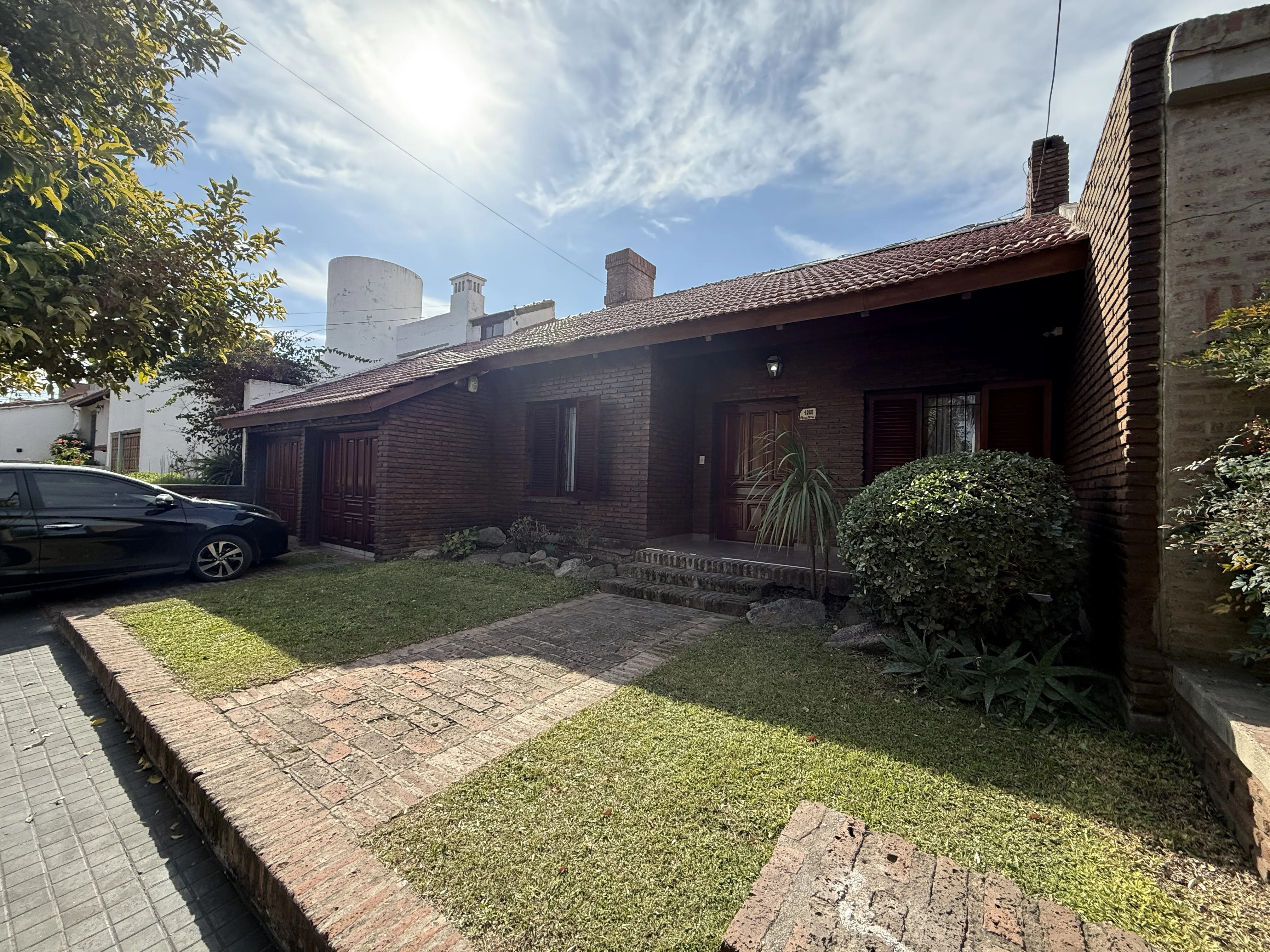 URCA APTA CREDITO 4 DORM. C/ PILETA