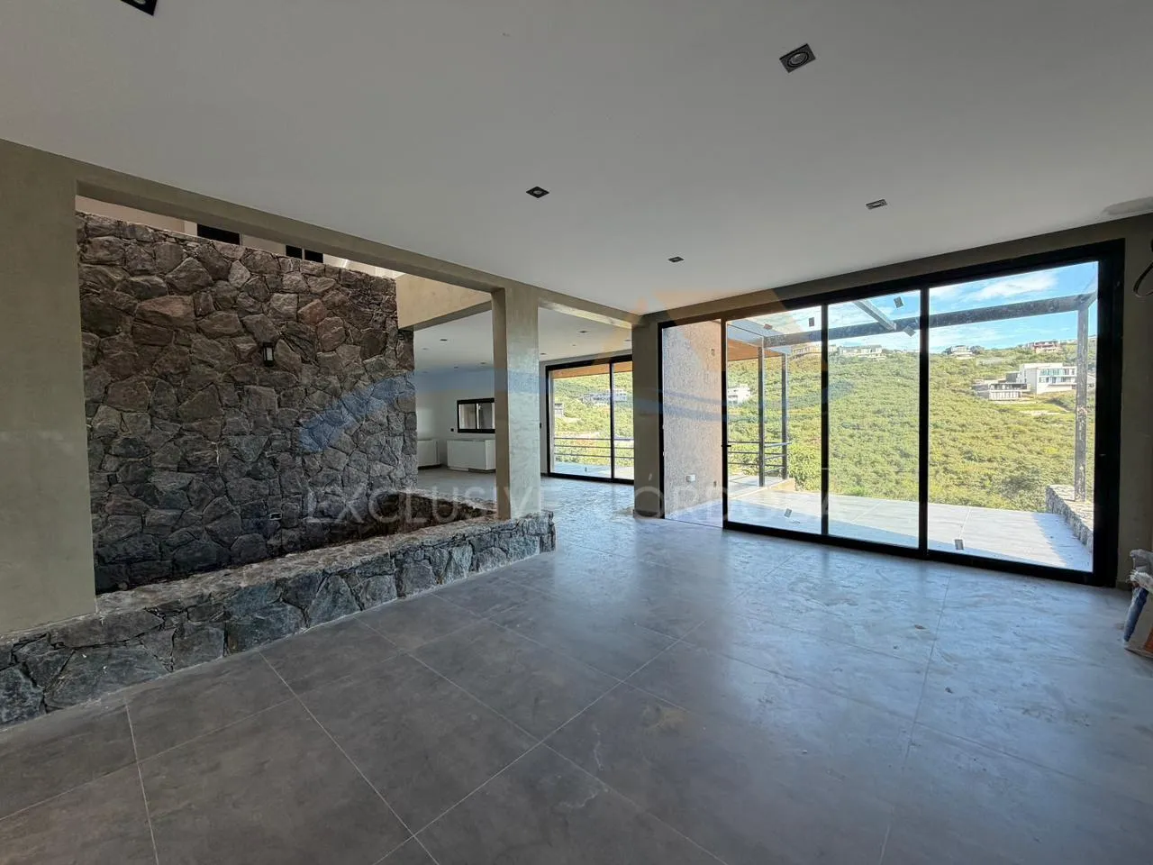 CASA EN VENTA A ESTRENAR COUNTRY LA DESEADA