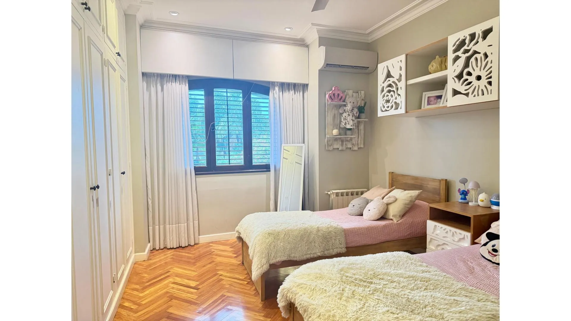 CASA EN VENTA JOCKEY CLUB