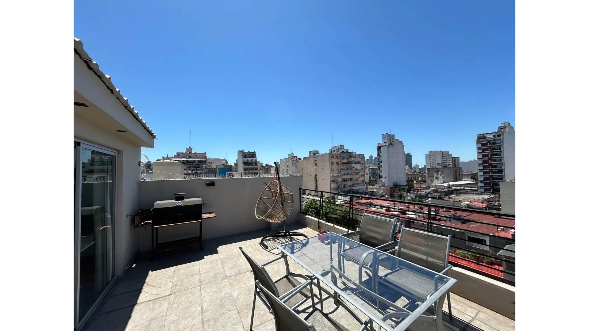 2 AMBIENTES CON TERRAZA PARRILLA  AMOBLADO SAN TELMO ALQUILE