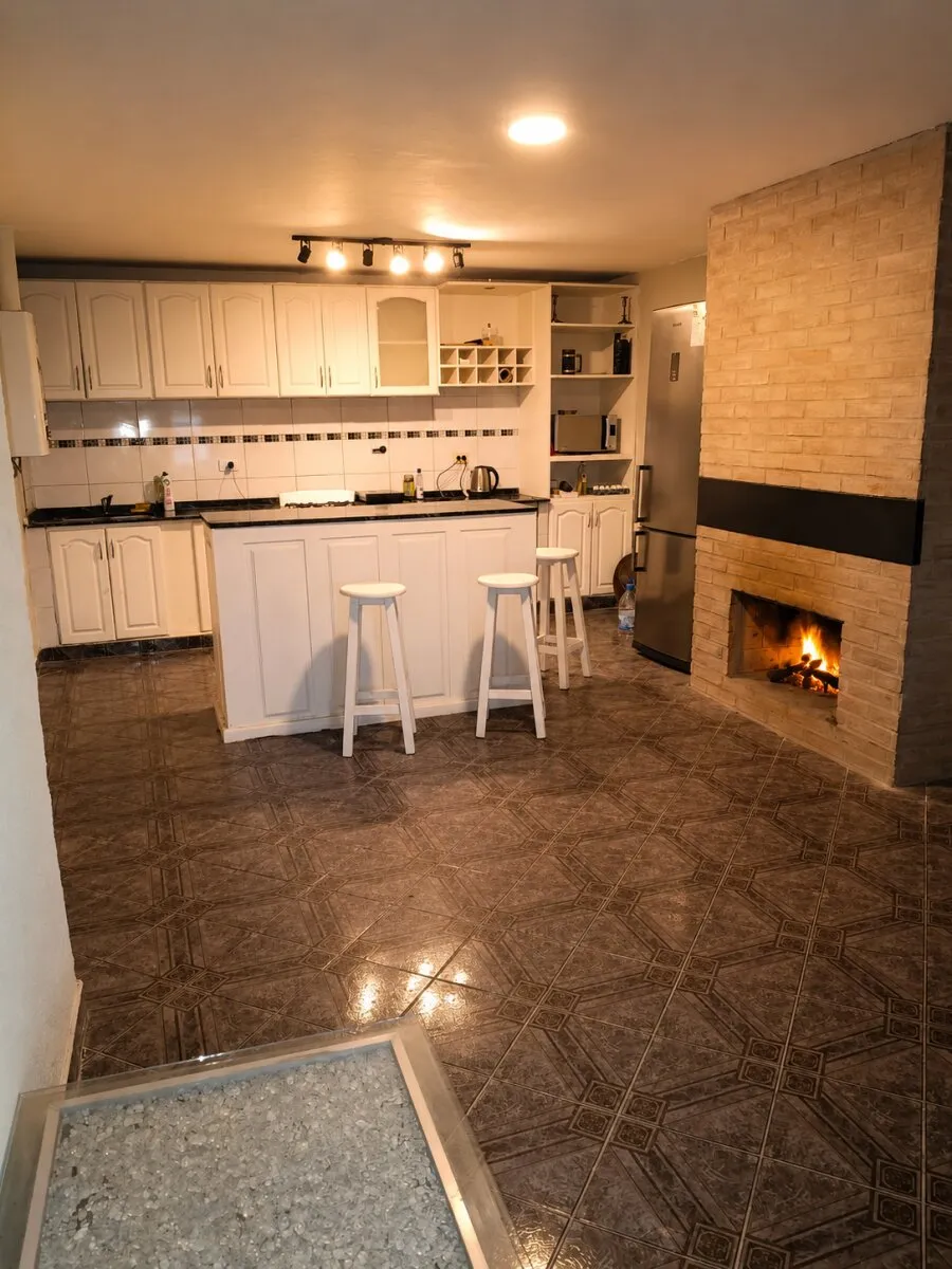 Venta CASA 2 dormitorios en La Calera con amplio Patio PILETA -Vistas a las Sier...