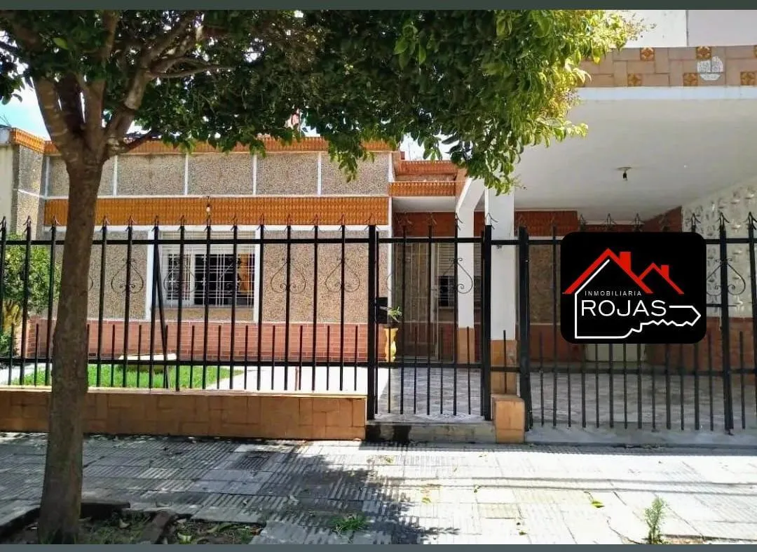 Vendo casa c3 dorm. B Res. América.