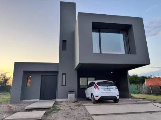 Venta Casa de dos dormitorios en Docta Urbanizacíón