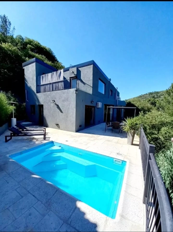 Venta Casa La Cumbre 3 Dormitorios (Zona La Loma)