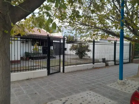 Casa en Venta en General Roca, Río Negro