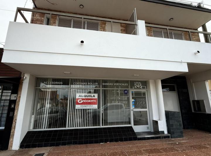 Local comercial · 159m² · 3 Ambientes