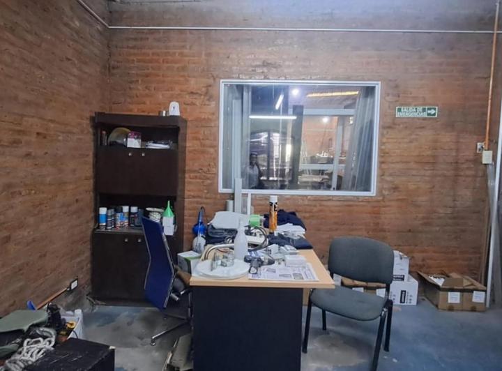 Bodega-Galpón · 300m² · 1 Ambiente