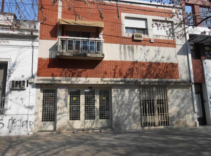 Local comercial · 80m² · 1 Cochera