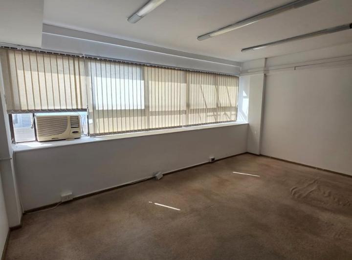Oficina comercial · 80m² · 5 Ambientes