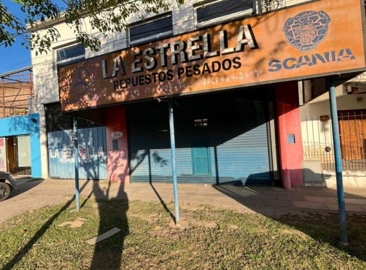 Local comercial · 100m² · 2 Ambientes