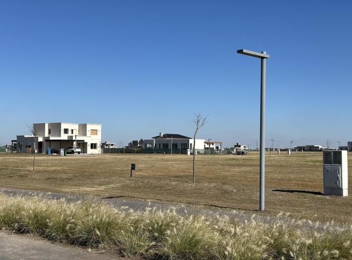 Terreno · 800m²