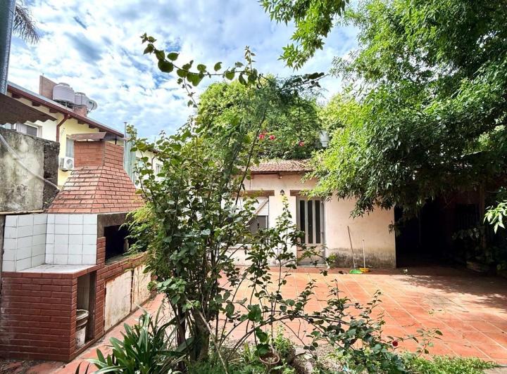 Casa · 280m² · 3 Ambientes · 2 Cocheras