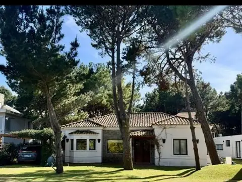 Casa en Alquiler Temporal en Costa Esmeralda, Partido de La Costa