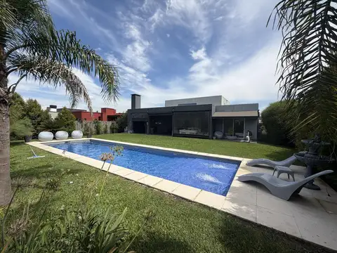 Casa en Alquiler en Haras Santa Maria, Countries y Barrios Cerrados en Escobar