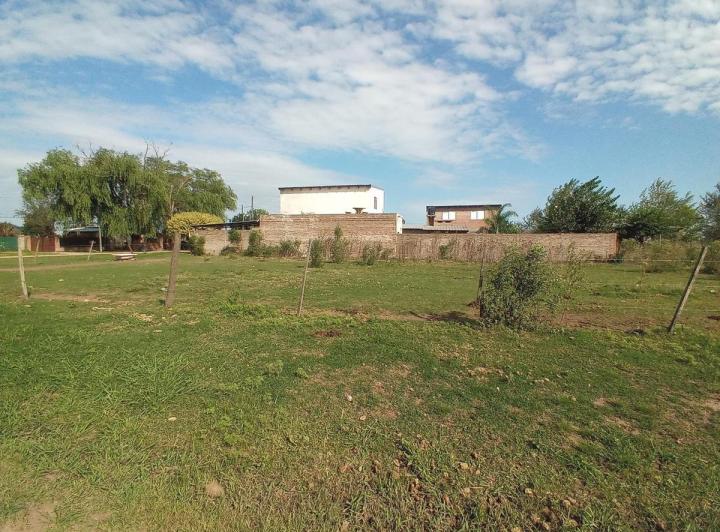 Terreno · 330m²
