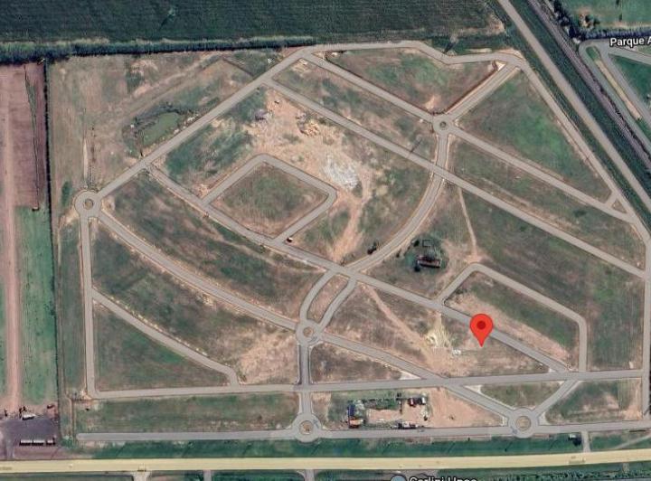 Terreno · 271m²