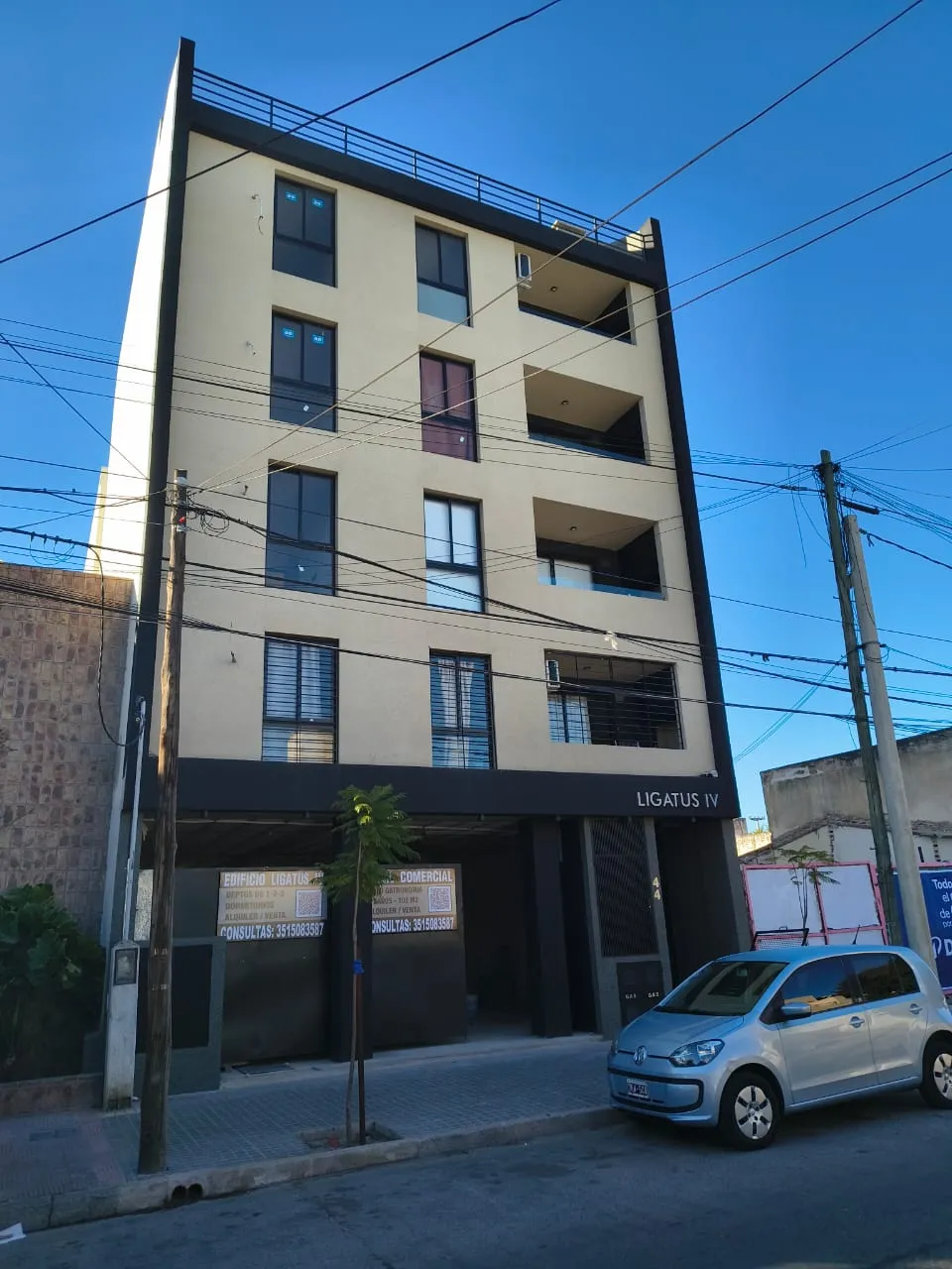 VENDO A ESTRENAR ALTO ALBERDI A 50m PLAZA JERONIMO DEL BARCO