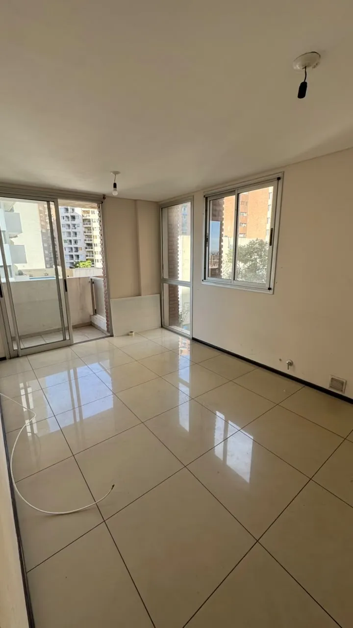DEPARTAMENTO- 1 DORMITORIO CON BALCÓN AL FRENTE Y TERRAZA CON ASADOR – Tránsito Cáceres 426, NVA CÓRDOBA