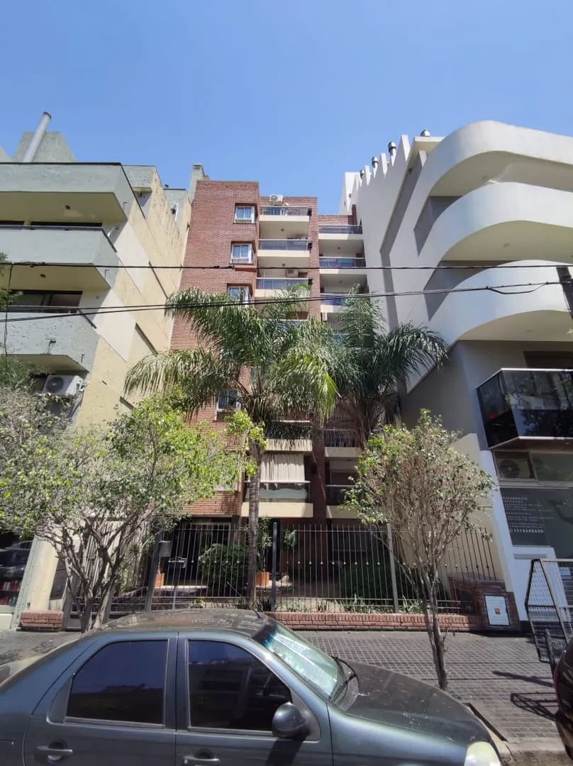 ALQUILER - Departamento de un dormitorio frente con balcon - General Paz