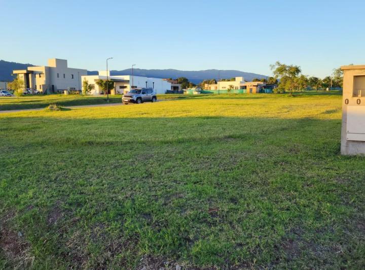Terreno · 476m²