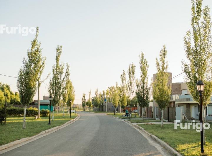 Terreno · 320m²
