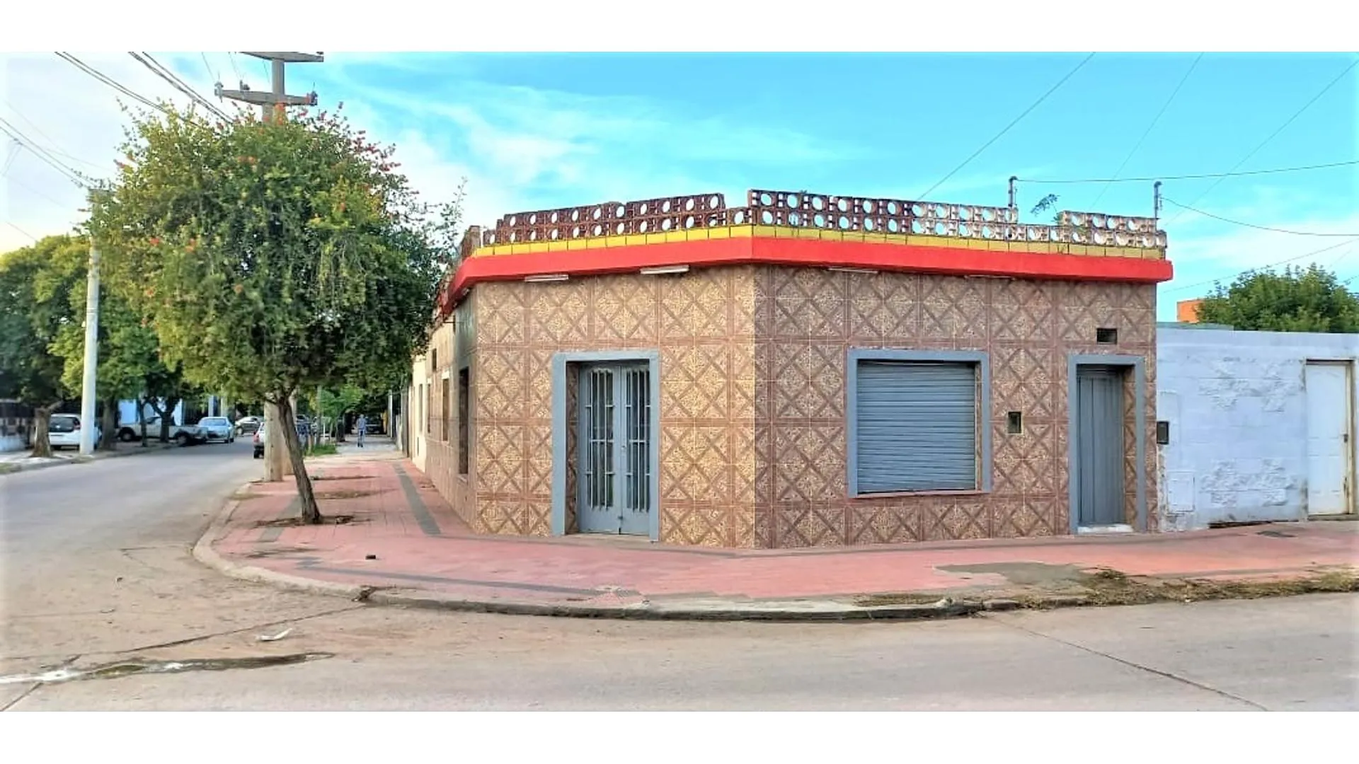 Oportunidad ! Propiedad Casa + Local en VENTA
