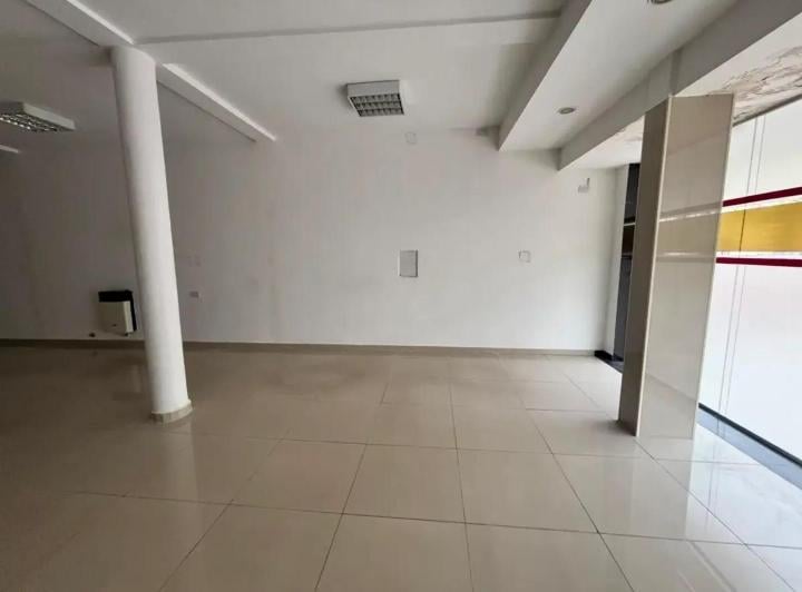 Local comercial · 95m² · 1 Ambiente