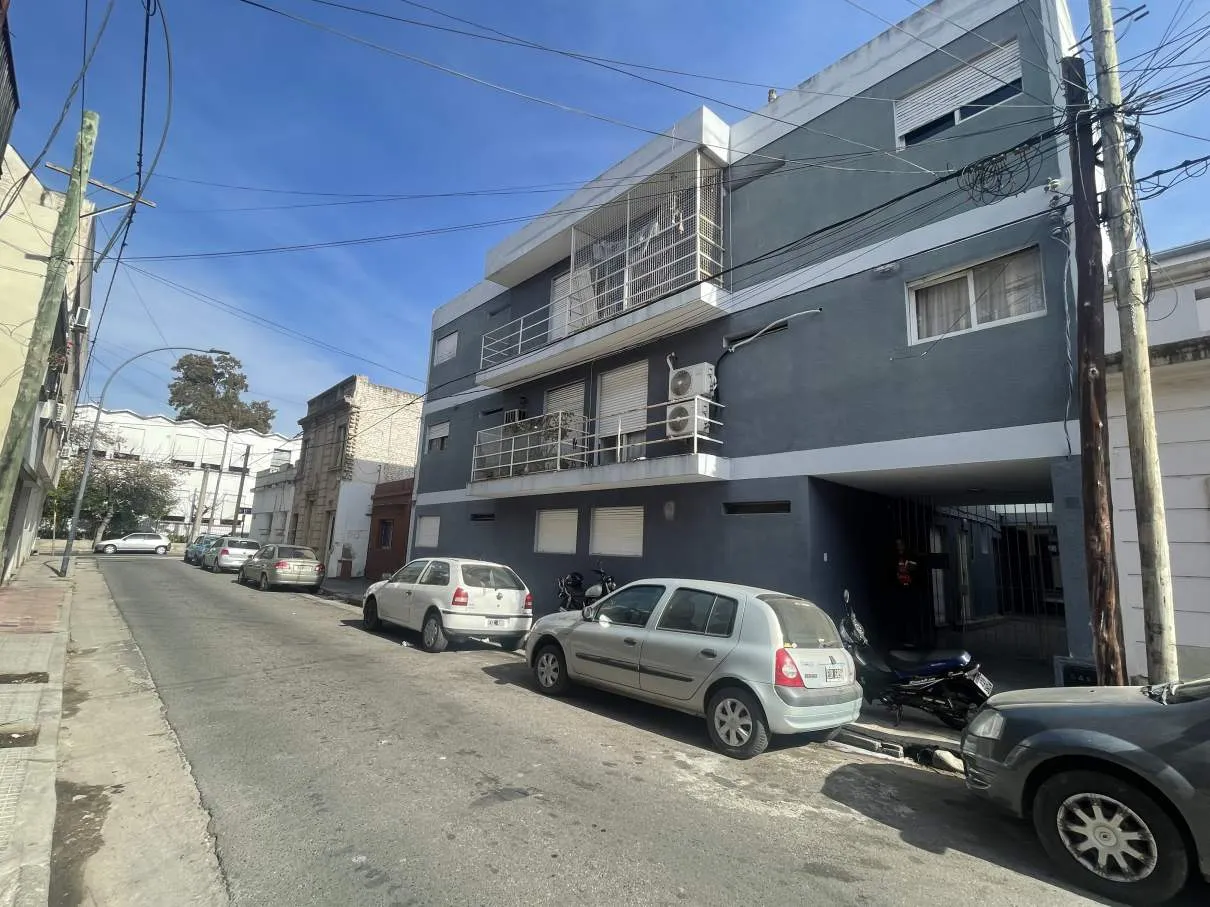CENTRO - 2dor - EXP BAJAS . D.Funes 1500