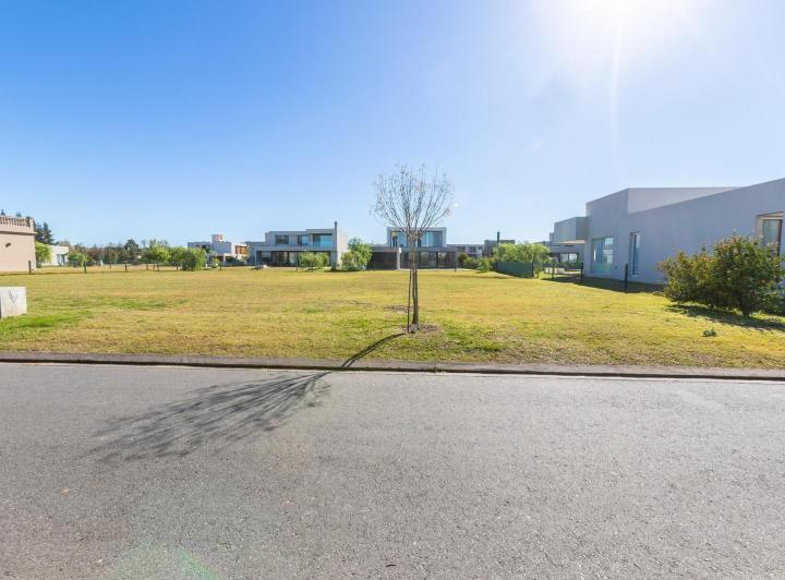 Terreno · 800m²
