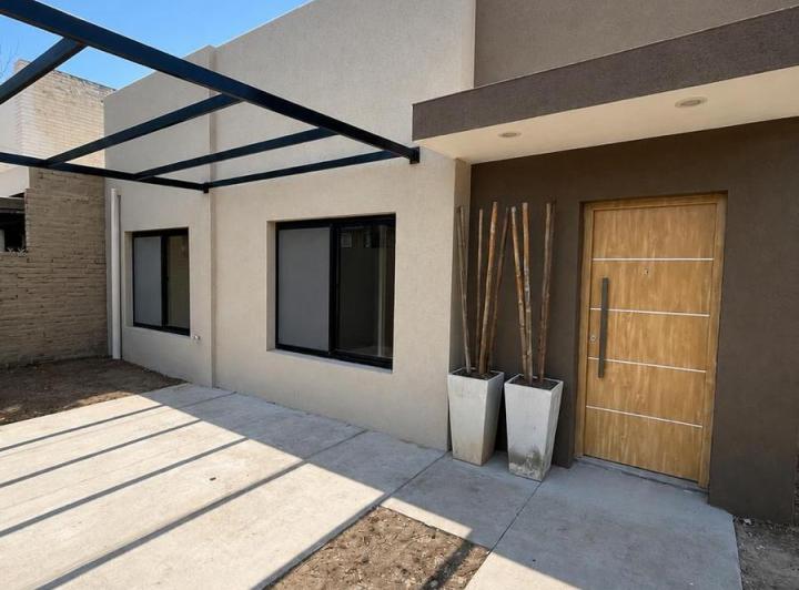 Casa · 71m² · 2 Dormitorios