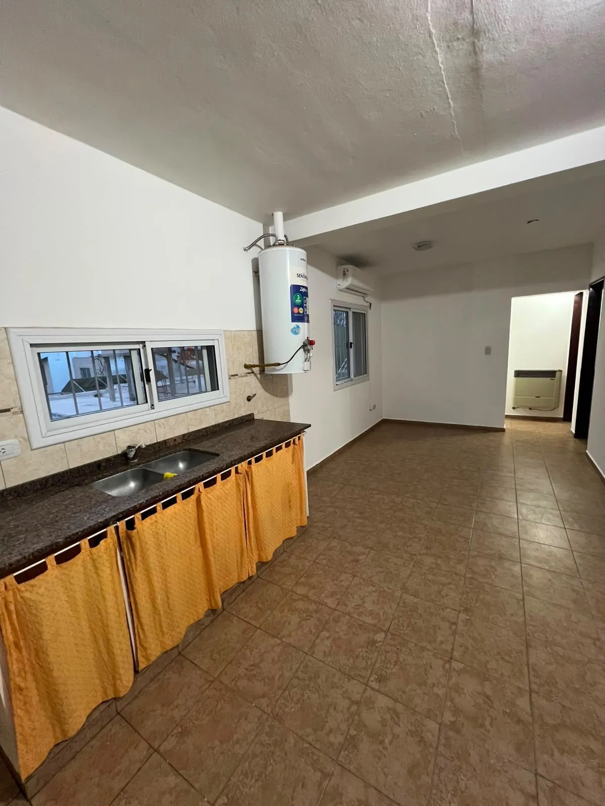 🏡 Ph 2 Dorm con Cochera y patio con  asador - B° Rosedal