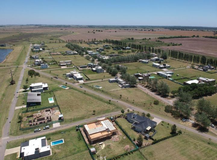 Terreno · 1035m²
