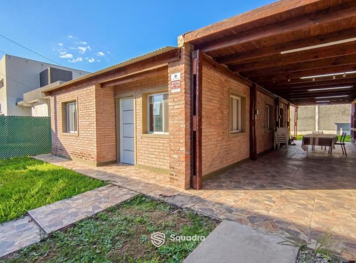 Casa · 58m² · 3 Ambientes · 2 Cocheras
