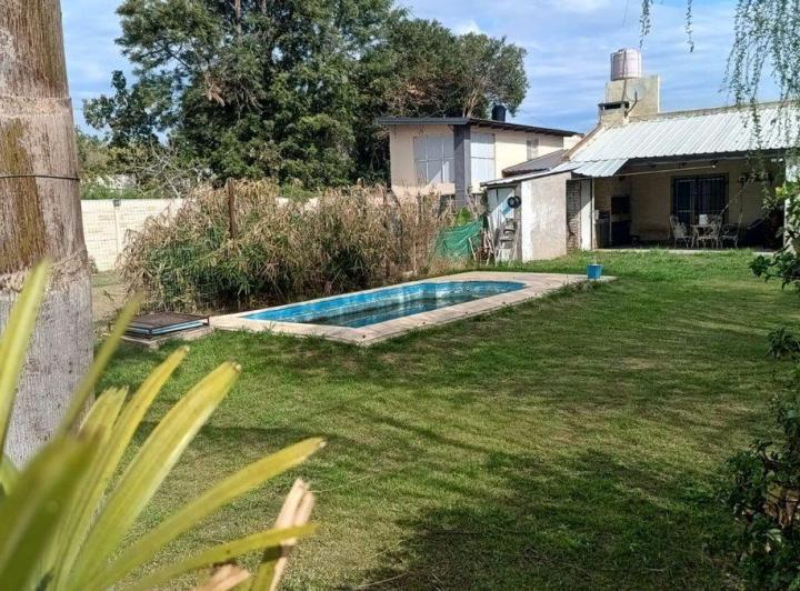Casa · 130m² · 4 Ambientes · 2 Cocheras