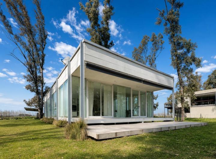 Casa · 170m² · 5 Ambientes · 2 Cocheras