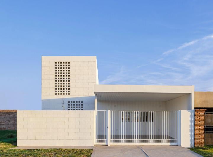 Casa · 128m² · 5 Ambientes · 2 Cocheras