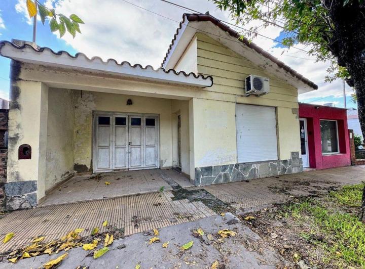 Casa · 154m² · 2 Ambientes · 1 Cochera