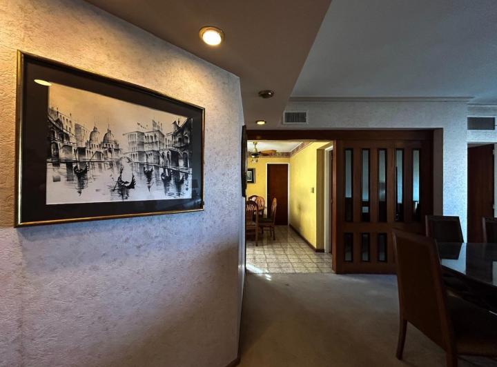 Departamento · 95m² · 5 Ambientes · 1 Cochera