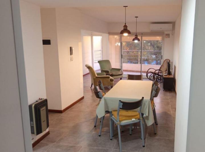 Departamento · 80m² · 3 Ambientes · 1 Cochera