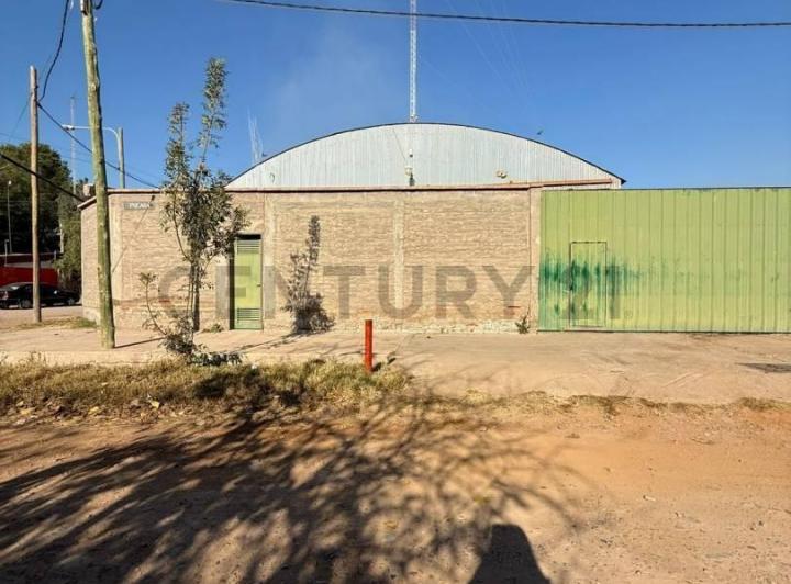 Bodega-Galpón · 250m² · 2 Dormitorios