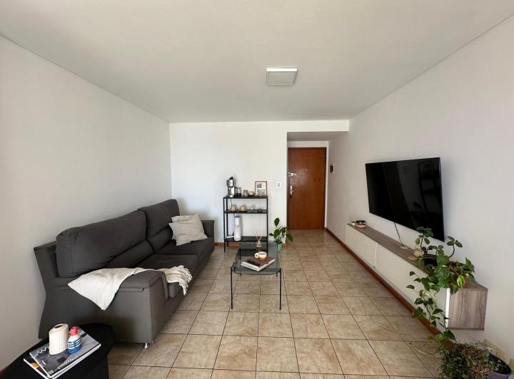 Departamento · 80m² · 5 Ambientes · 1 Cochera