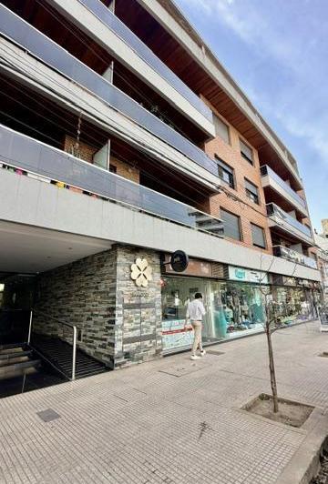 Departamento · 91m² · 6 Ambientes · 1 Cochera