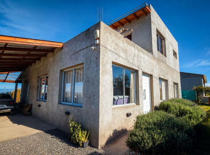 Casa · 169m² · 5 Ambientes · 1 Cochera