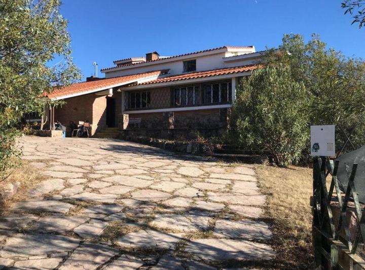 Casa · 500m² · 12 Ambientes · 2 Cocheras