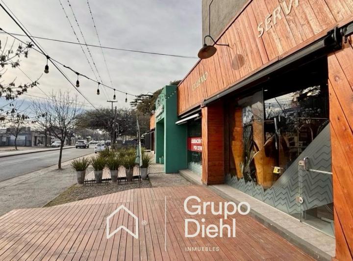 Local comercial · 281m² · 10 Ambientes