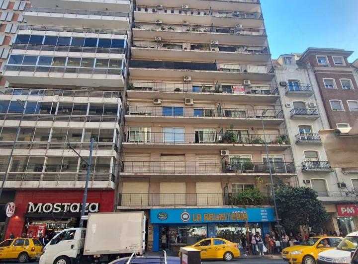 Departamento · 130m² · 6 Ambientes · 1 Cochera